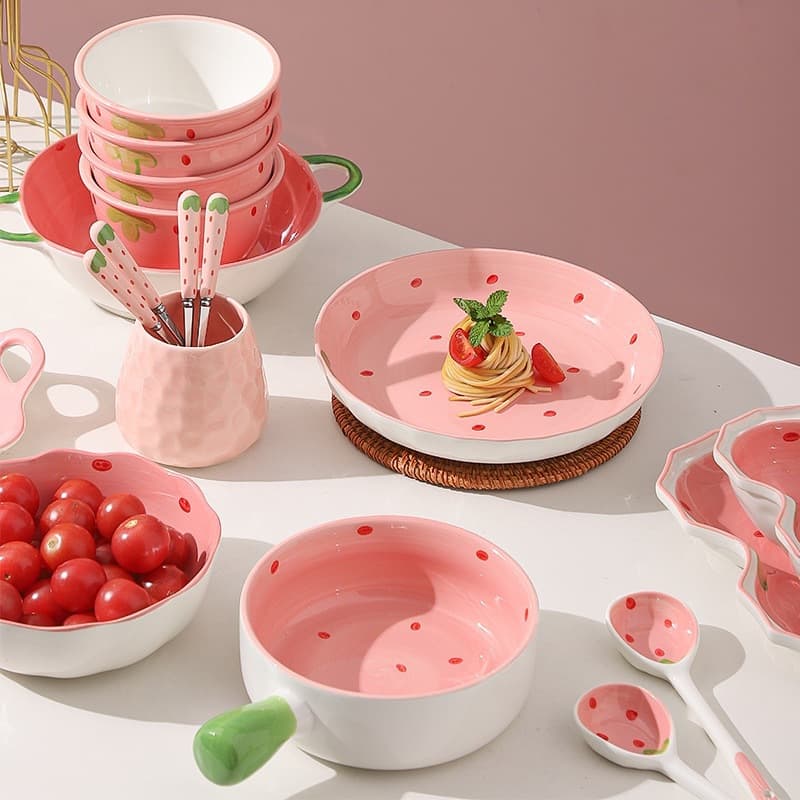 Ceramic Tableware Bowl and Plate Set, Trendy Cartoon Plates, Creative Strawberry Serving Plate, Round Plate, Home Use, Cute Round Dinner Plate