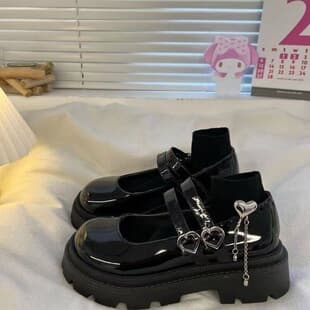 2026 New Japanese-style Versatile Women's Thick Sole Uniform Shoes, Platform Sole Leather Shoes, Versatile Chunky Heel Retro
