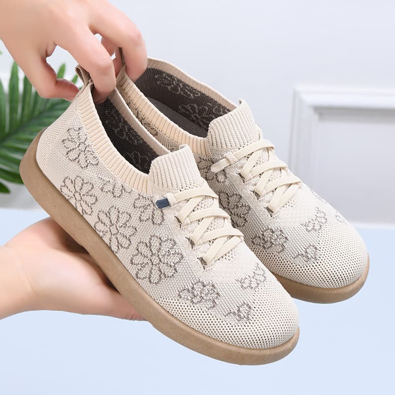 Women's Shoes 2026 Spring Embroidered Lace-up Middle-aged Mother Shoes Slip-on Casual Flat Shoes Fly-knit German Training Shoes
