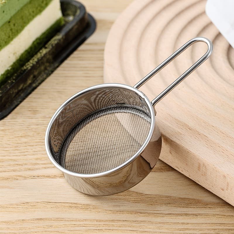 Factory Stock 304 Stainless Steel Powder Sugar Sieve Flour Sifter Handheld Dusting Tool for Baking Household Filter Mesh Sieve