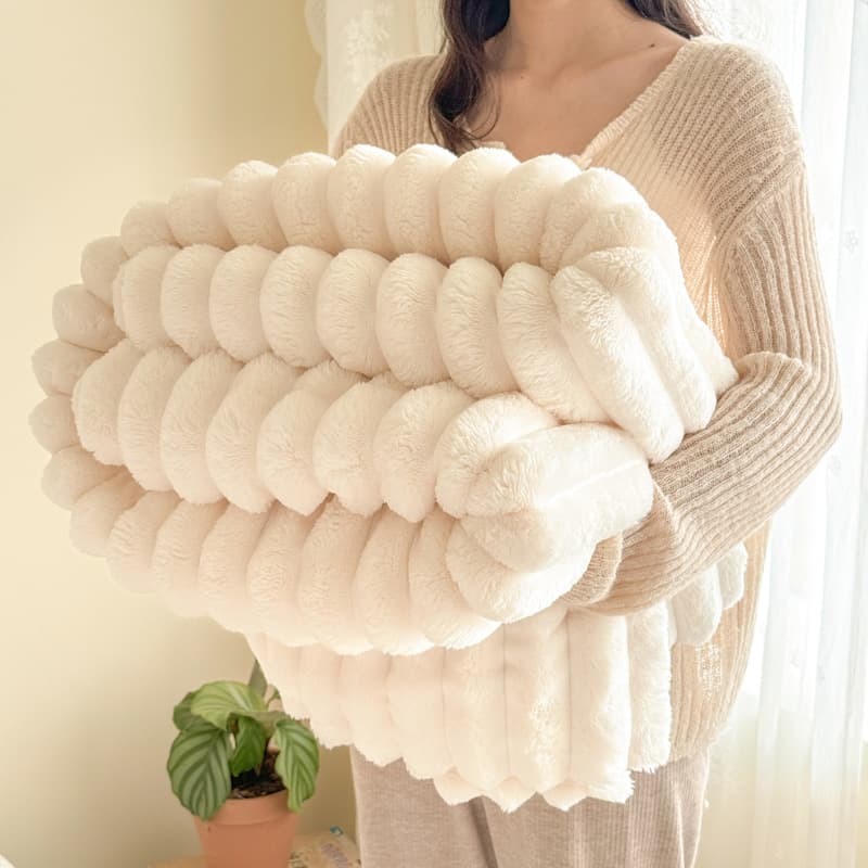 Cross-border blanket, faux rabbit fur throw blanket, nap blanket, gift blanket, airline blanket, thickened flannel blanket