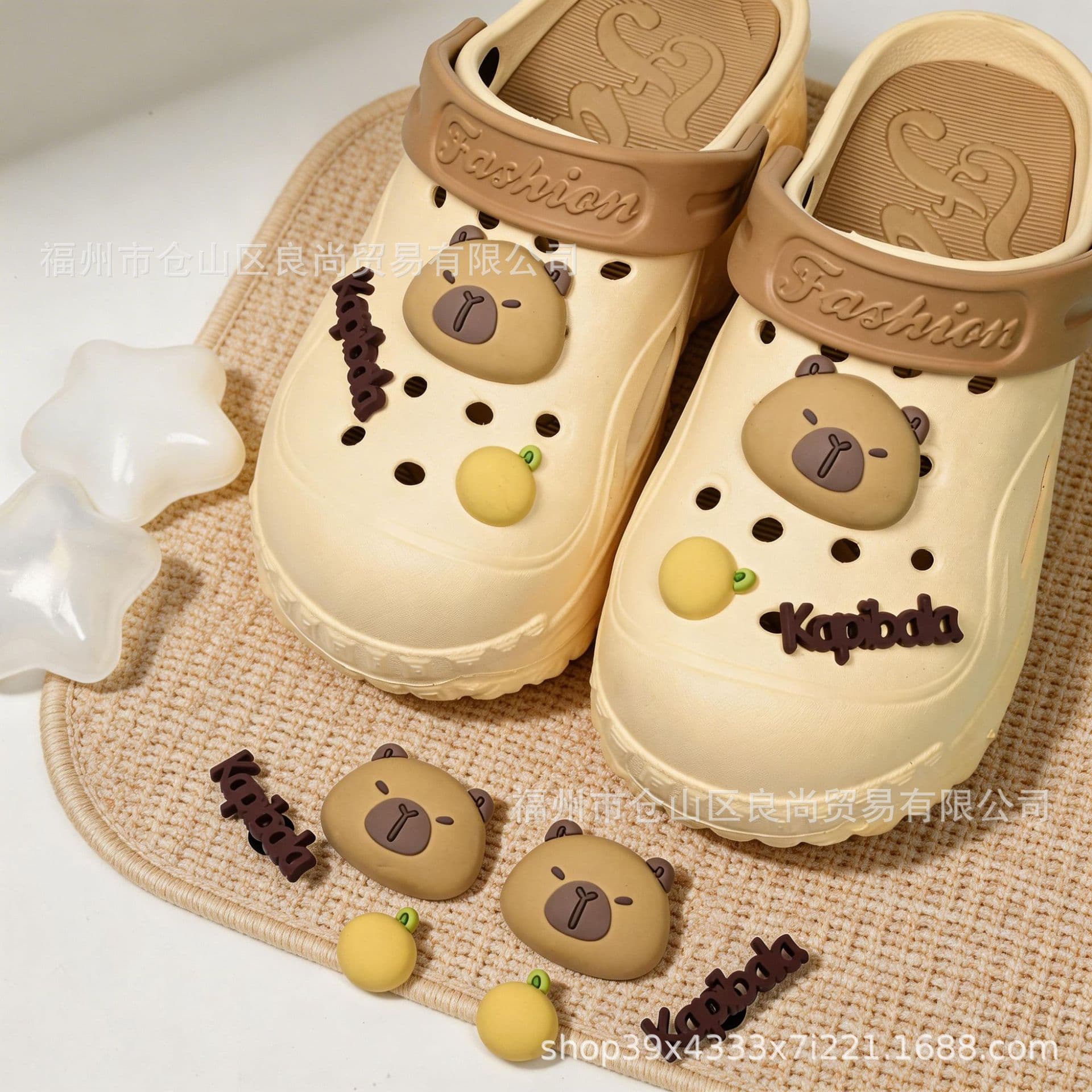 Hot Selling Men's Croc Charms Accessories Capybara Shoe Decoration Set Soft Rubber Cute Fruit Animal Shoe Clips