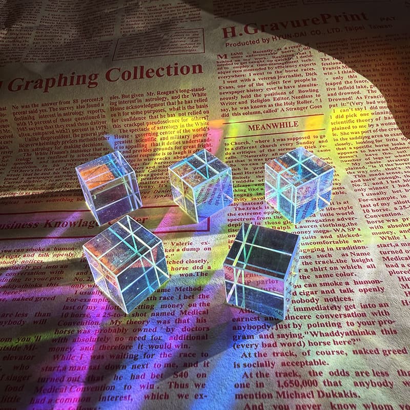 Wholesale Manufacturer Direct Sun Catcher Crystal Composite Color Prism Glass Light Cube Rainbow Desktop Ornament Unique Stone