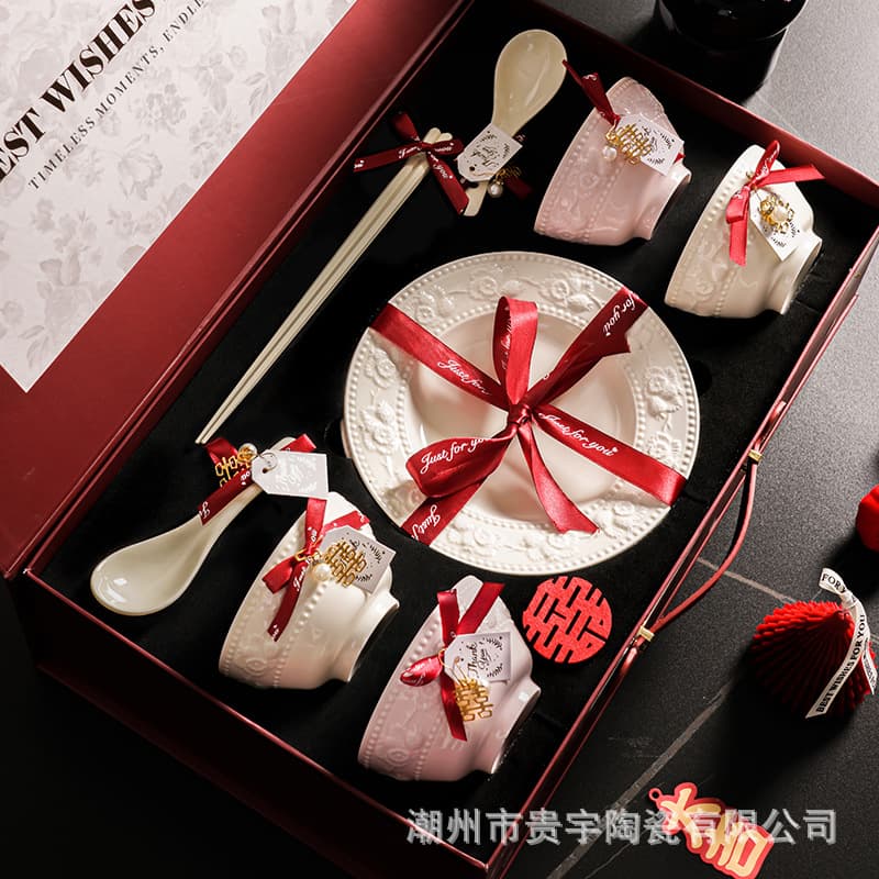 Wedding Gift for Bride Premium Dowry Dinnerware Set Newlywed Practical Gift Box Bridesmaid Souvenir
