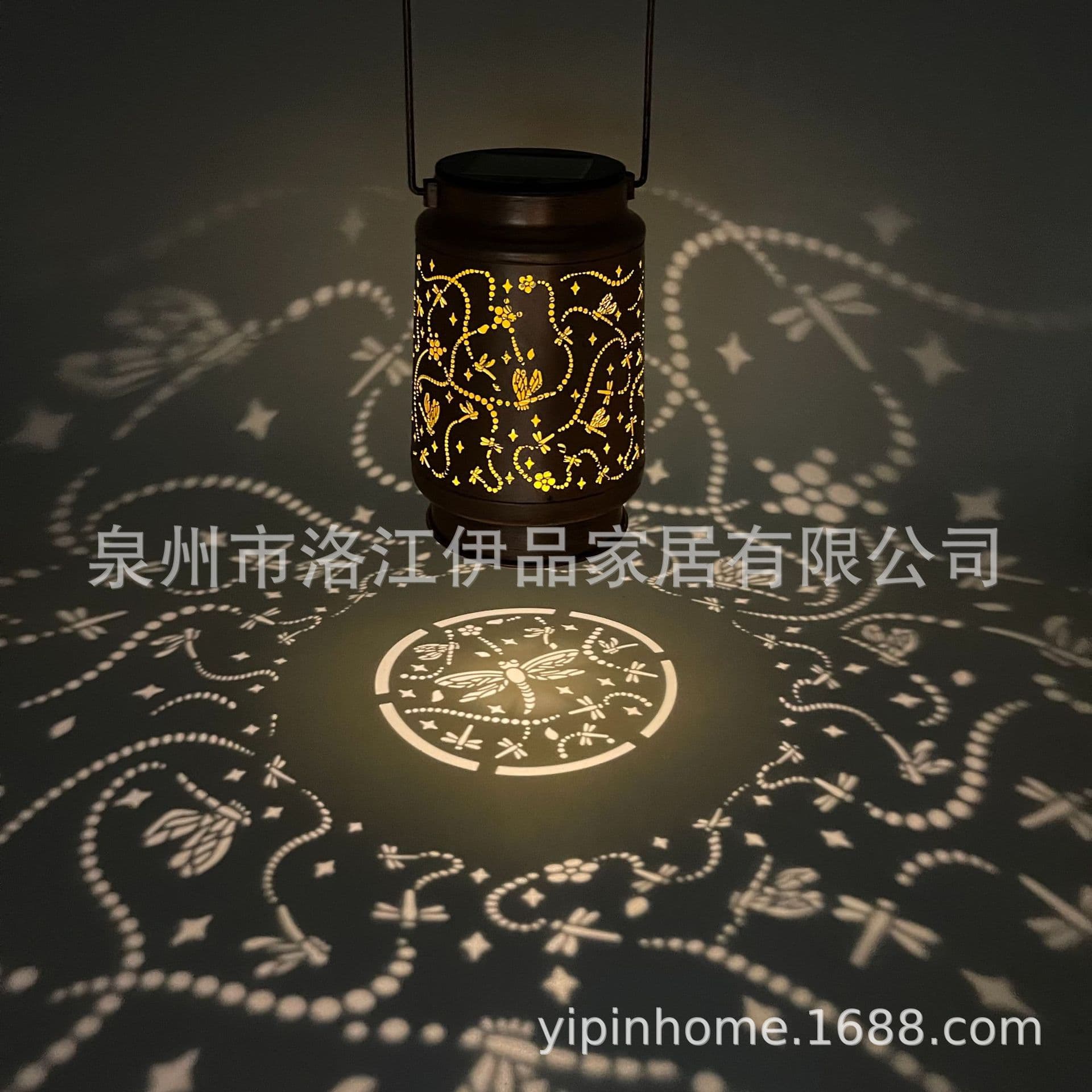 Cross-border Factory Iron Art Horse Lantern Solar Lantern Projection Light barn solar horse lantern
