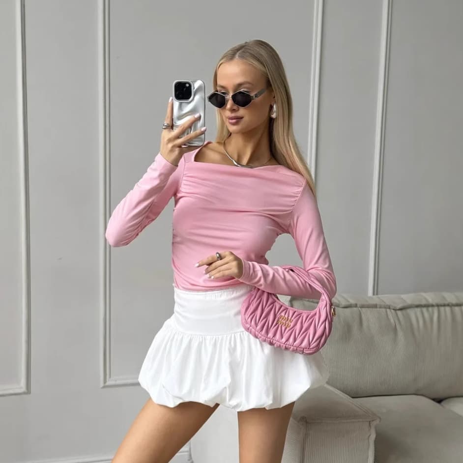 Summer sweater with long sleeves