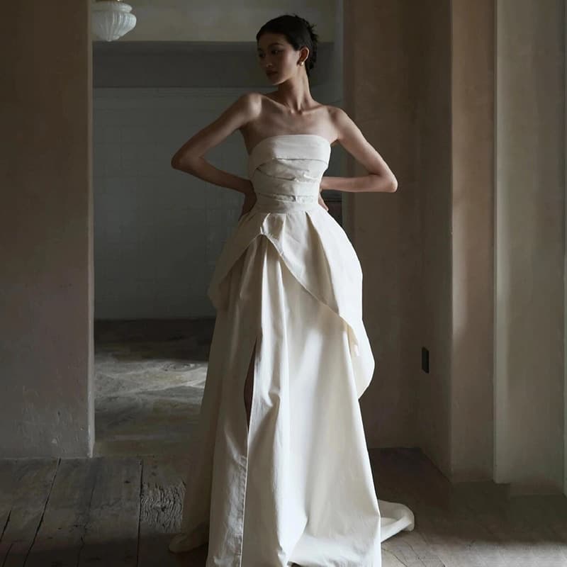 Bridal tube top wedding dress French satin simple engagement dress skirt daily niche light luxury welcome out veil tail