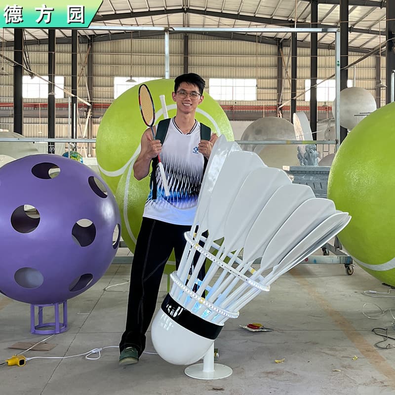 Creative Badminton Decoration for Stadiums, Large Floor Standing Piece for Commercial Space Lighting, Social Media Photo Spot