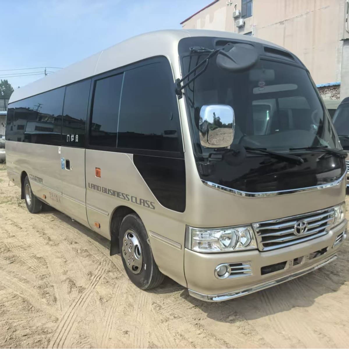 Cross-border Used Luxury Premium Bus 4-Cylinder Toyota Coaster 19-23 Seats 6-Meter Euro III Emission Minibus Coach