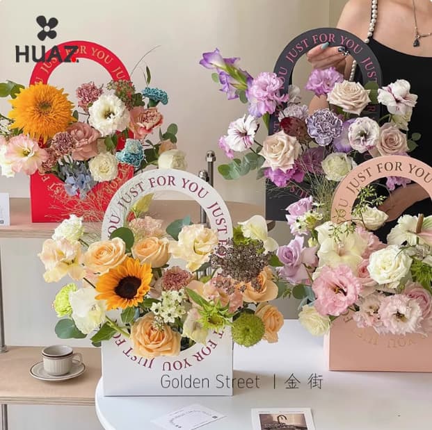 Floral Handheld Flower Box Flower Arrangement Handheld Fresh Flower Bag Small Basket Bouquet Packaging Box Foldable Hollow Handheld Flower Arrangement Box