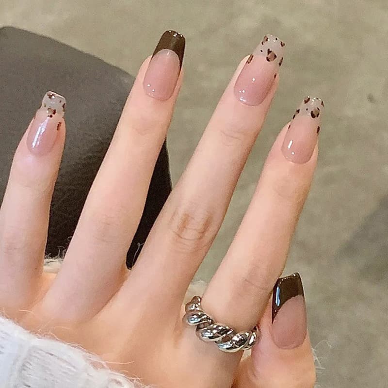 24 pieces of one-size-fits-all new fake nails, leopard print, French wear nails, ice-transparent long T-shaped ballet nails manicure patches