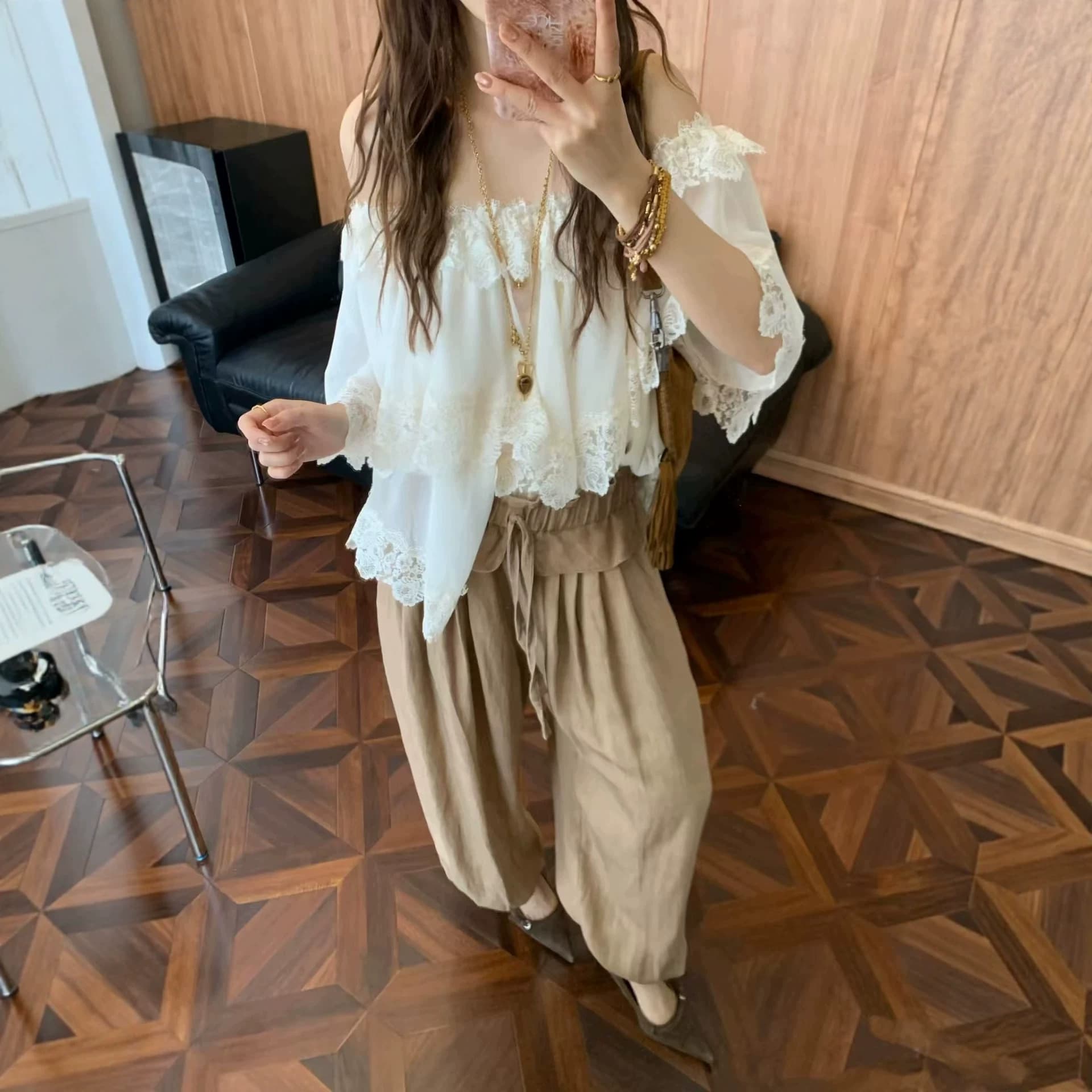 High-quality ICE early autumn Zhong Chuxi's same lace top and skirt