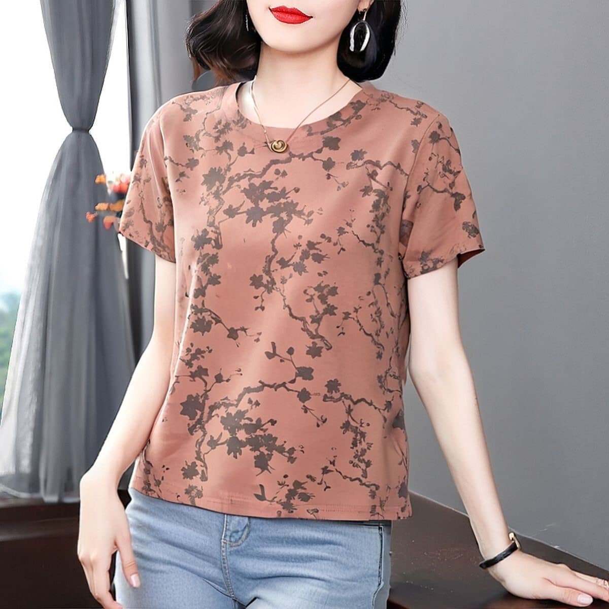 Mother's Ink-Wash Print Short-Sleeve T-Shirt for Middle-Aged and Elderly Women 2026 New Loose Fit Slimming Stylish Age-Defying Top