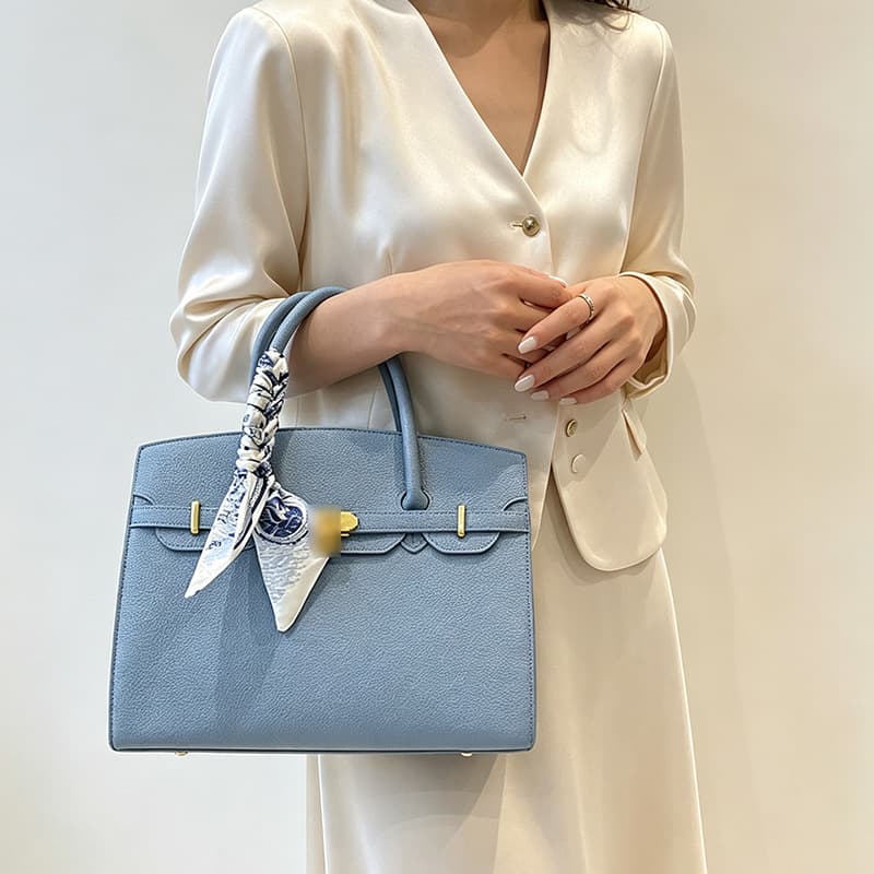 French Silk Scarf Kelly Bag 2026 New Style Versatile Commuter Shoulder Bag Vintage Pebbled Grain Handbag for Women Cross-Border