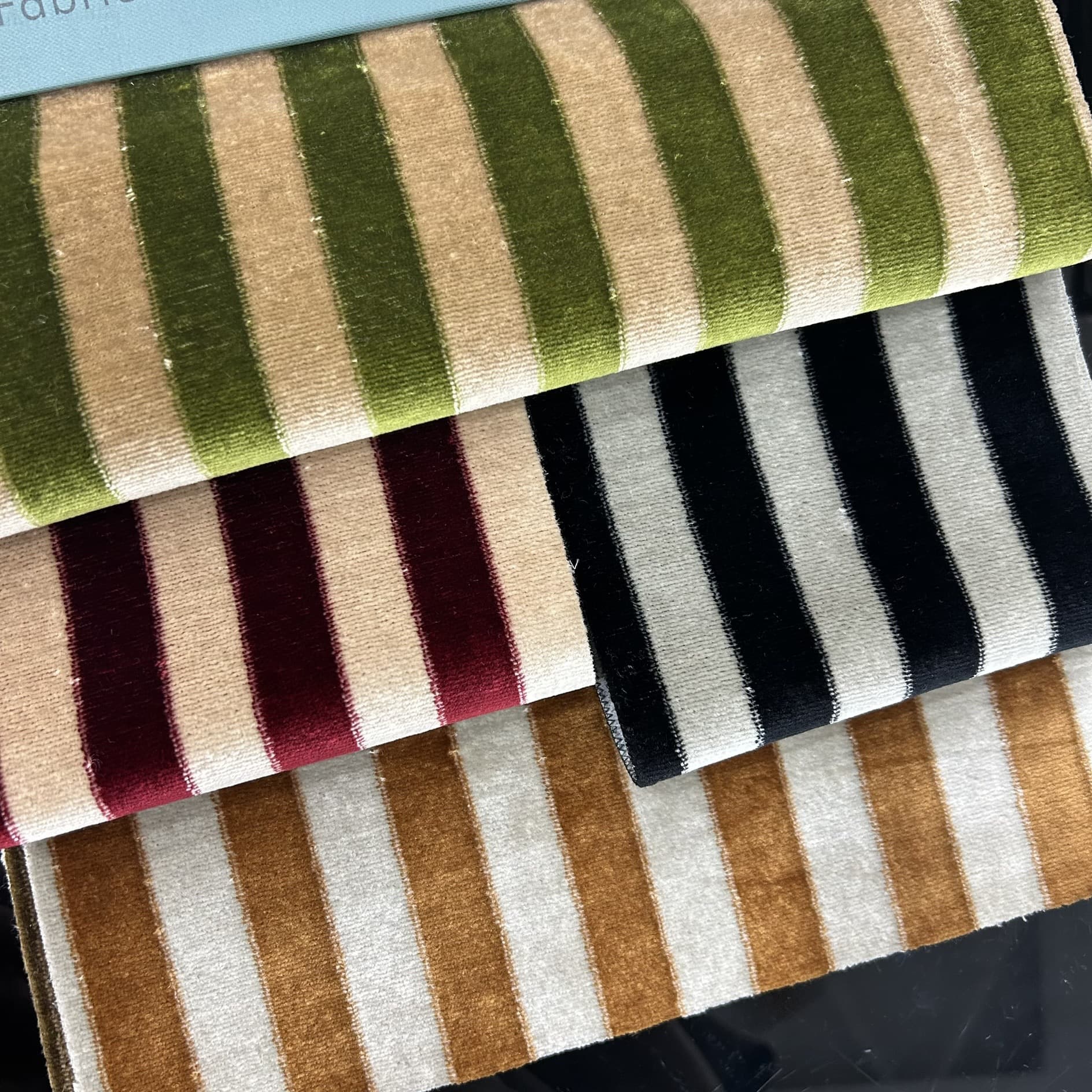 Velvet imitation cut velvet striped sofa fabric, glossy velvet thickened cushion upholstery furniture fabric