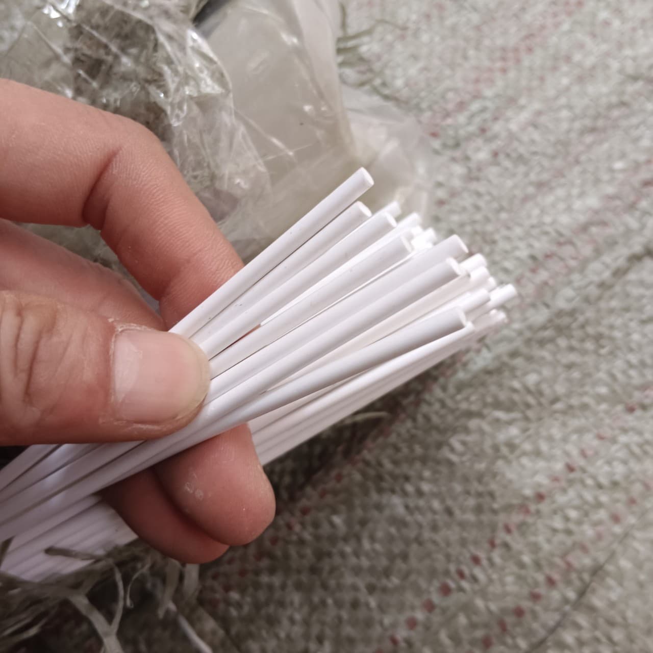 White PVC rod 2MM 2.5MM 3MM plastic rod thin rod hard glue rod model plastic rod