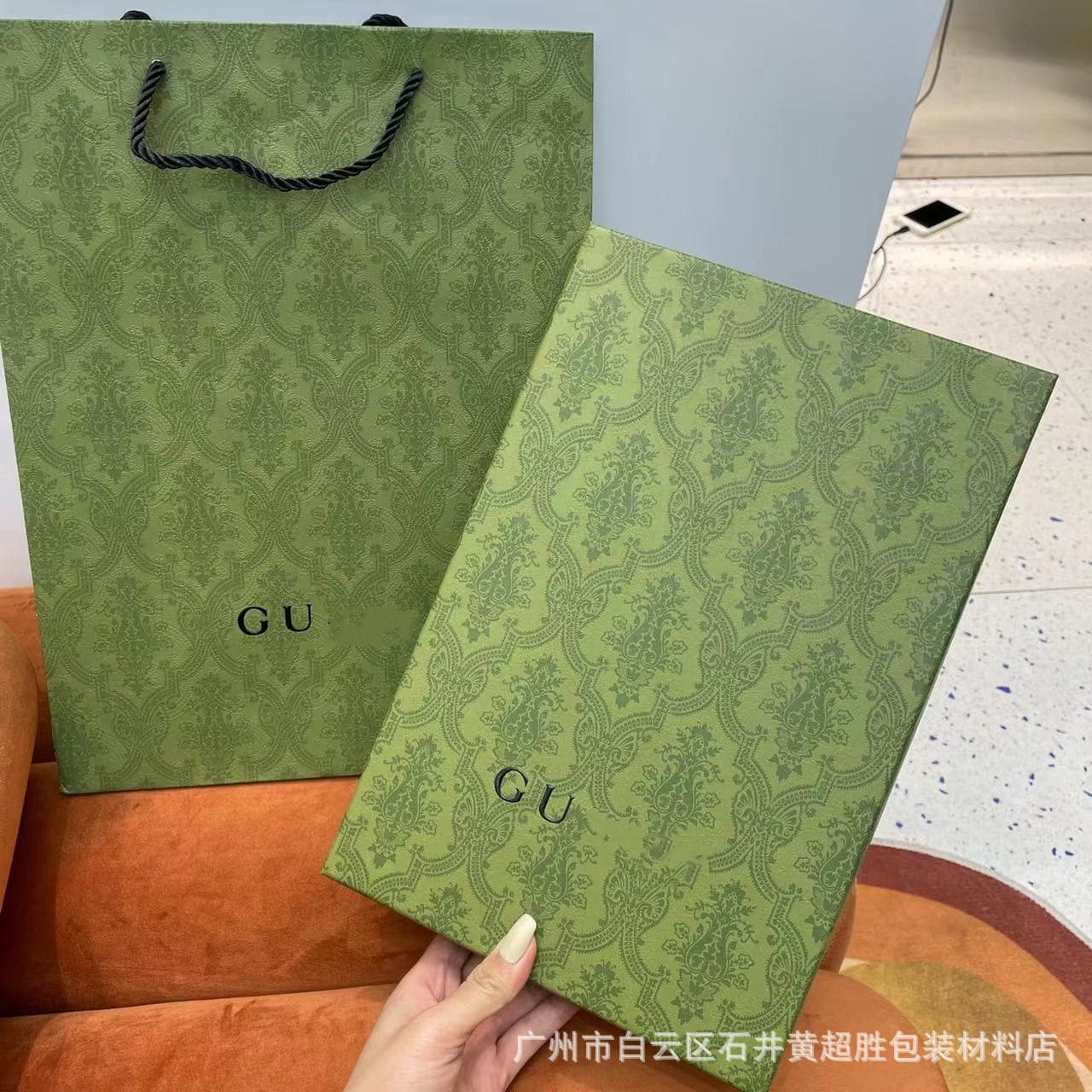 In Stock, Gucci Green Original Boutique Scarf with Box, Gift Bag, and Full Packaging Set