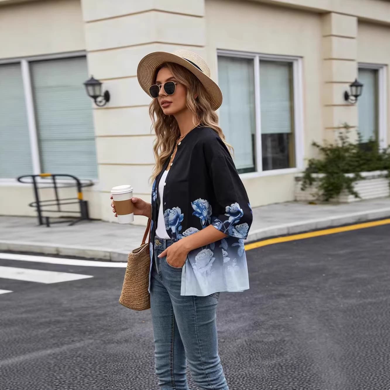 Early spring printed black bottom blue flower stand collar three-quarter sleeve resort style slim shirt top, versatile atmosphere for commuting