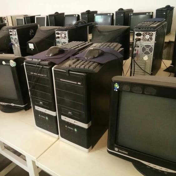 Beijing computer recycling, purchasing old desktops, original laptops, regardless of high or low configuration, waste recycling.
