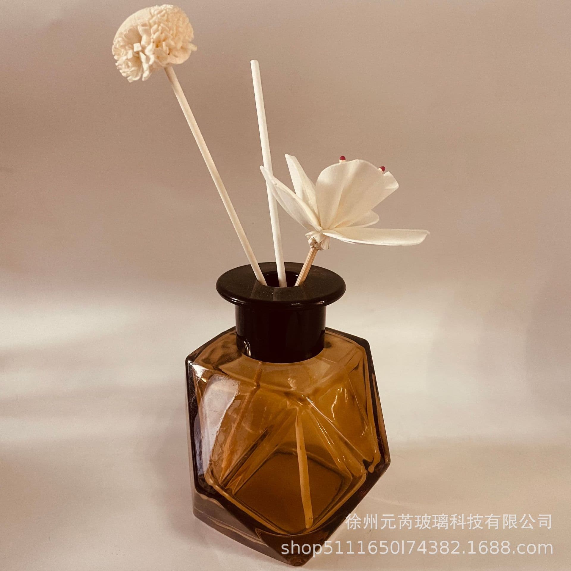200ml Colorful Polygonal Aromatherapy Bottle for Hotels and Bars, Fragrance Diffuser Bottle, Reed Diffuser Bottle