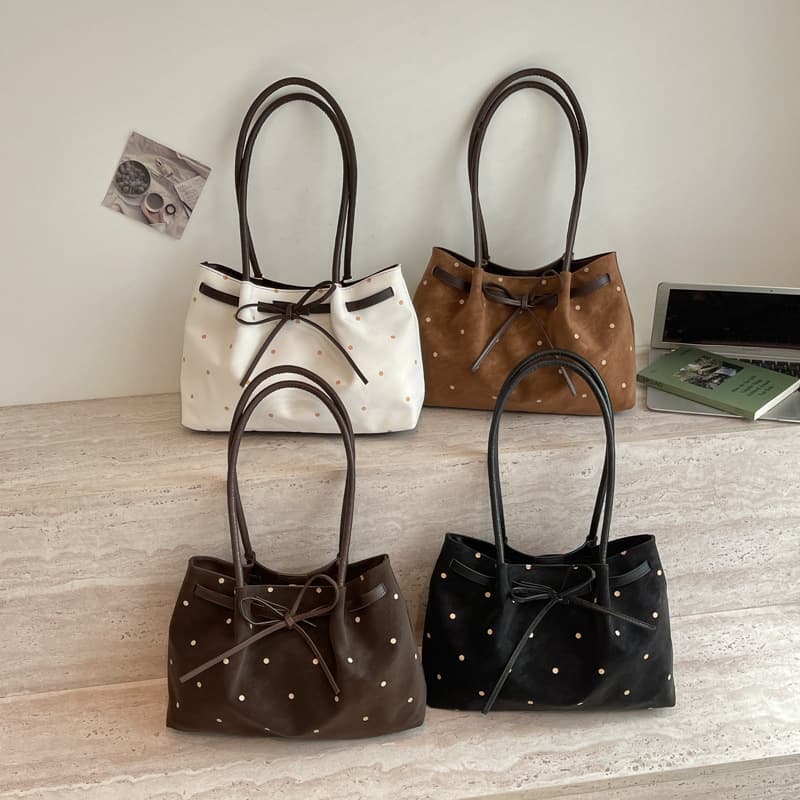 Retro polka-dot large-capacity bag for women 2026 new bow commuting shoulder armpit bag trendy portable tote bag