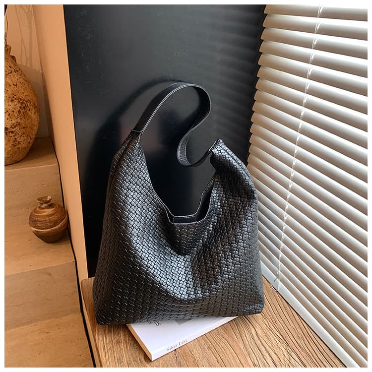 New 2025 Simple Solid Color Letter Bag Handbag Ins Fashionable Stylish Shoulder Crossbody Trendy Women's Small Bag