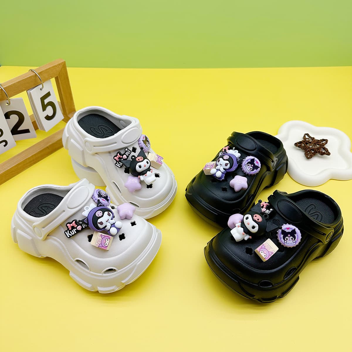 New Unisex Parent-Child Slippers Cute Cartoon Kuromi EVA Hole Shoes Soft-Sole Anti-Slip Closed-Toe Sandals