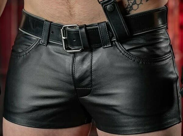 2021 Cross-border New Hot-Selling Product Wish Amazon Best-Seller European and American Solid Color PU Casual Men's Short Leather Pants KZ3369
