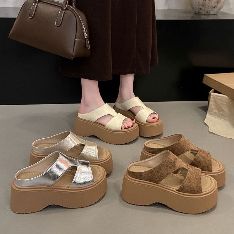 Thick Sole Flip Flops for Women Summer 2026 New Cross Strap High Heel Casual Sandals Fashionable for Dresses