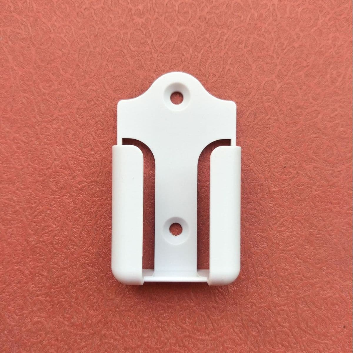 Manufacturer's in-stock ultra-thin remote control holder wall mount for smart home, plastic product with white shell