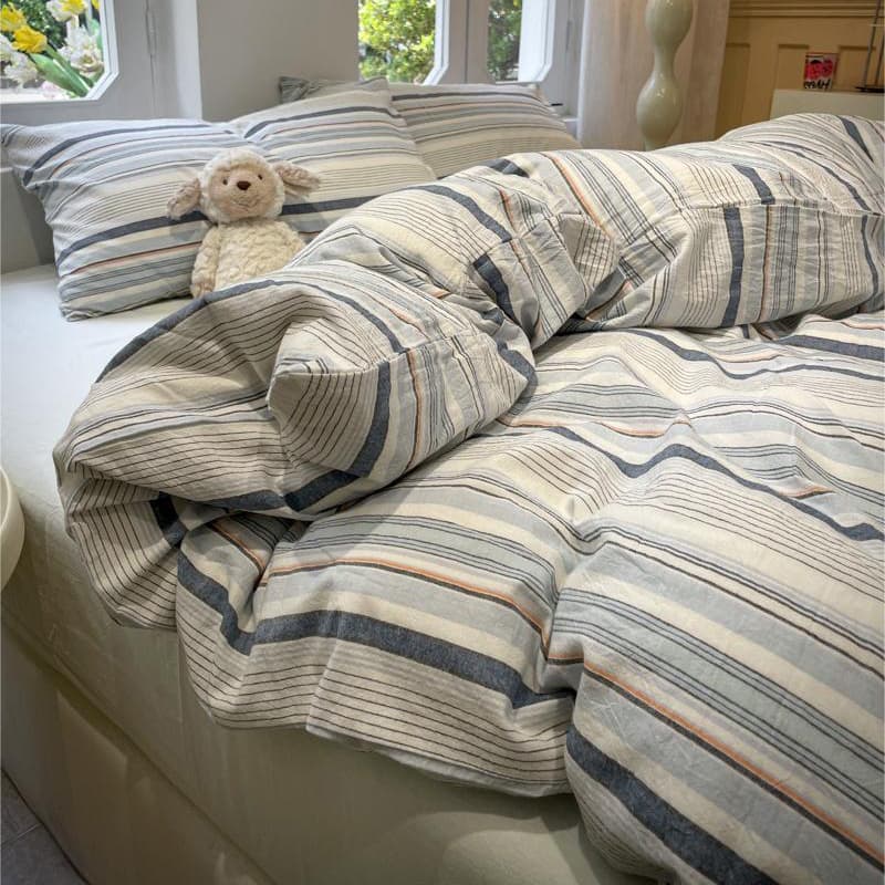 2026 New Model Four-Piece Bedding Set: Bed Sheet, Duvet Cover, Quilt Cover, Fitted Sheet, Bedding for Student Dormitory, Three-Piece Set, Suitable for All Seasons