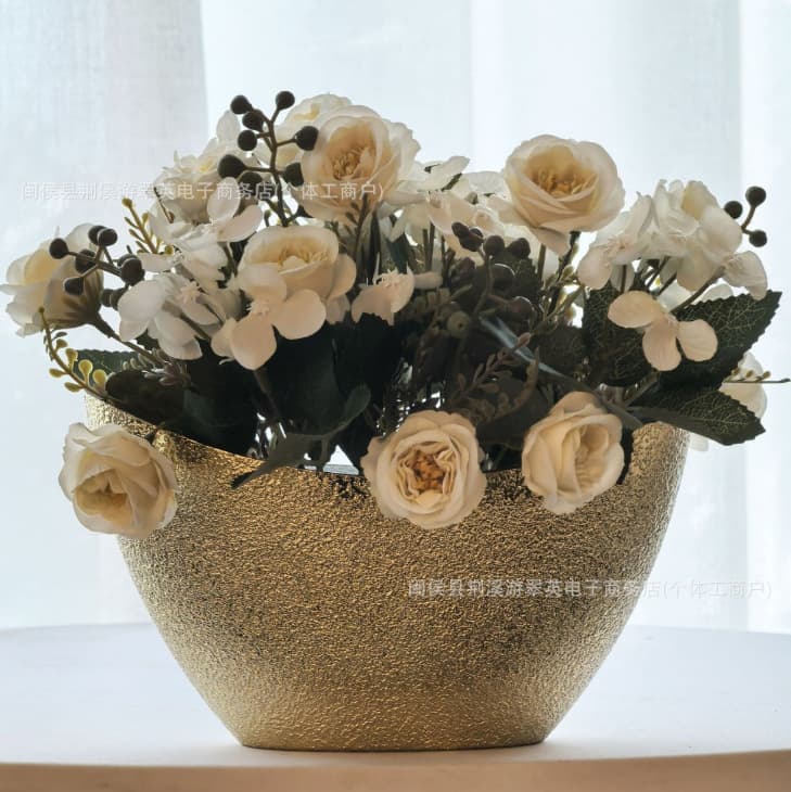 Golden PP Plastic Design-Style High-End Flower Arrangement Bucket and Flower Pot, Used for Center Table Decoration at Weddings, Banquets, and Parties