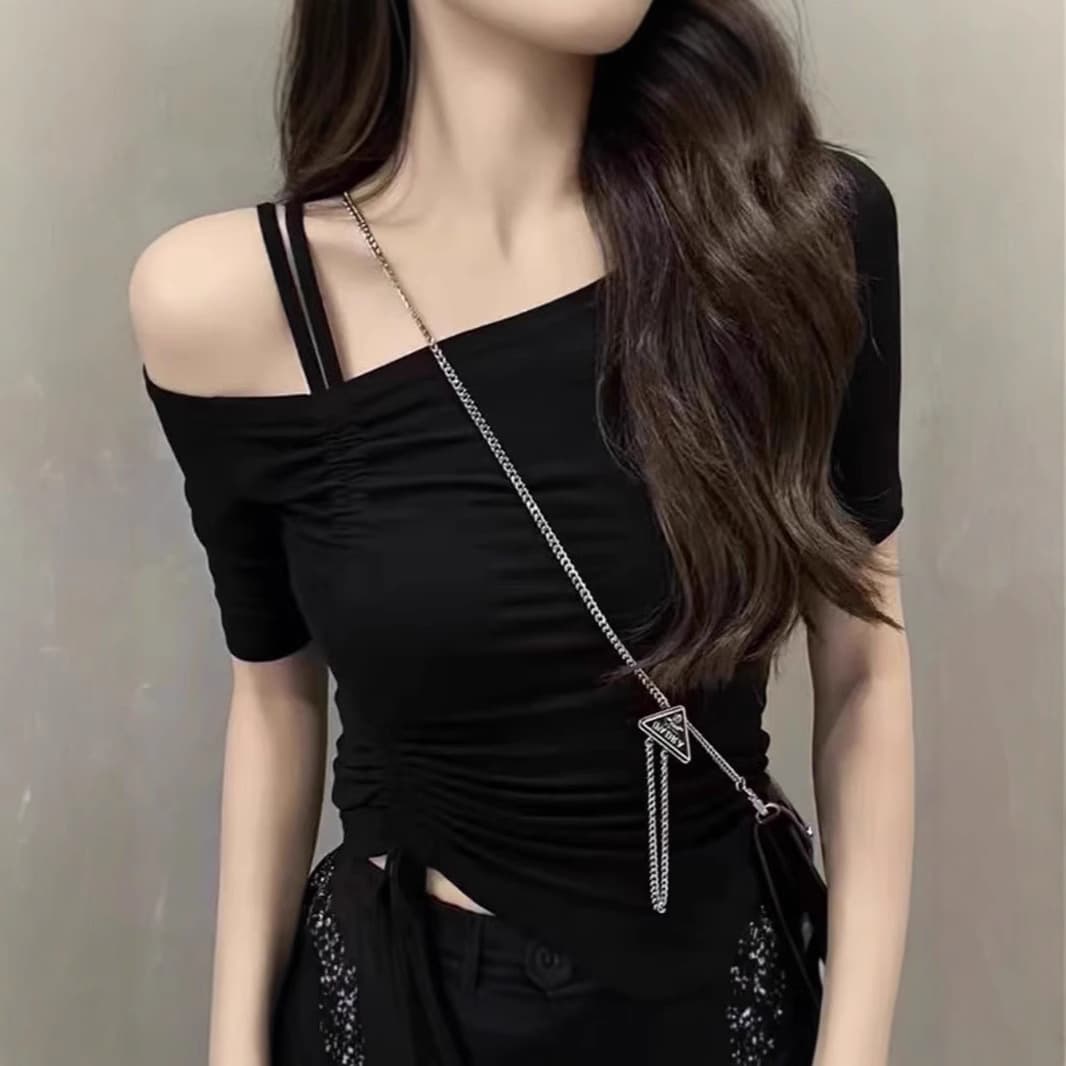 Off-shoulder drawstring short-sleeved T-shirt for women summer sexy new style chic hot girl pleated clavicle one-shoulder slanted shoulder top