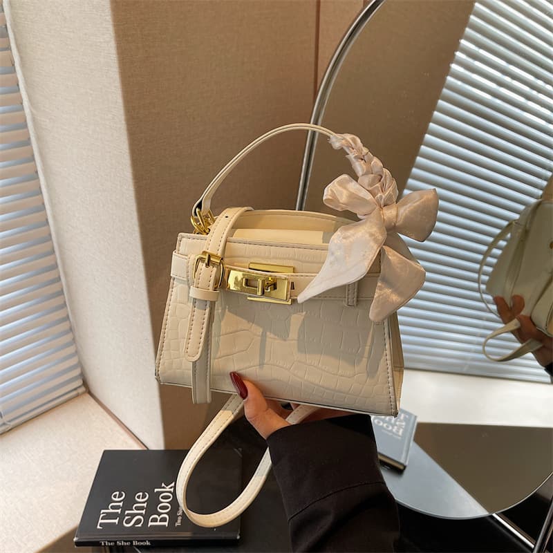 2026 New Cross-Border Fashion Women's Bag, Stylish and Versatile Shoulder Crossbody Bag, Crocodile Texture Premium Handheld Small Square Bag