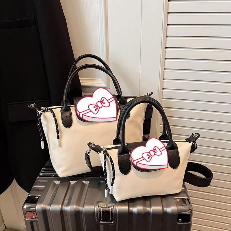 High-quality dumpling bag 2026 new women's bag fashion versatile portable crossbody bag simple commuter tote bag single shoulder
