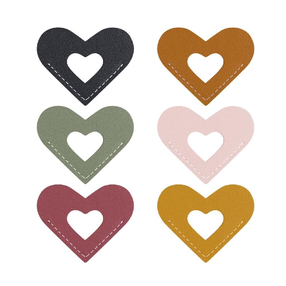Cute Hollow Heart-Shaped Bookmark Love Leather Heart Bookmark Page Clip Book Corner Protector Valentine's Day Bookmark