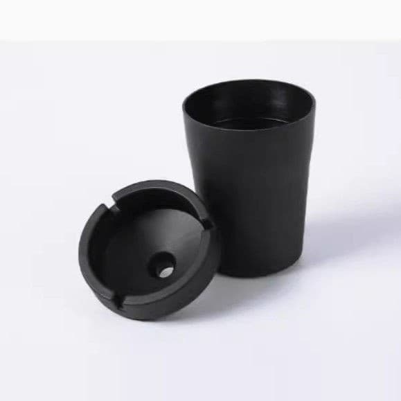 New Cross-Border PP Material Ashtray Car Ashtray Plastic Portable Candy Color Hourglass Ashtray