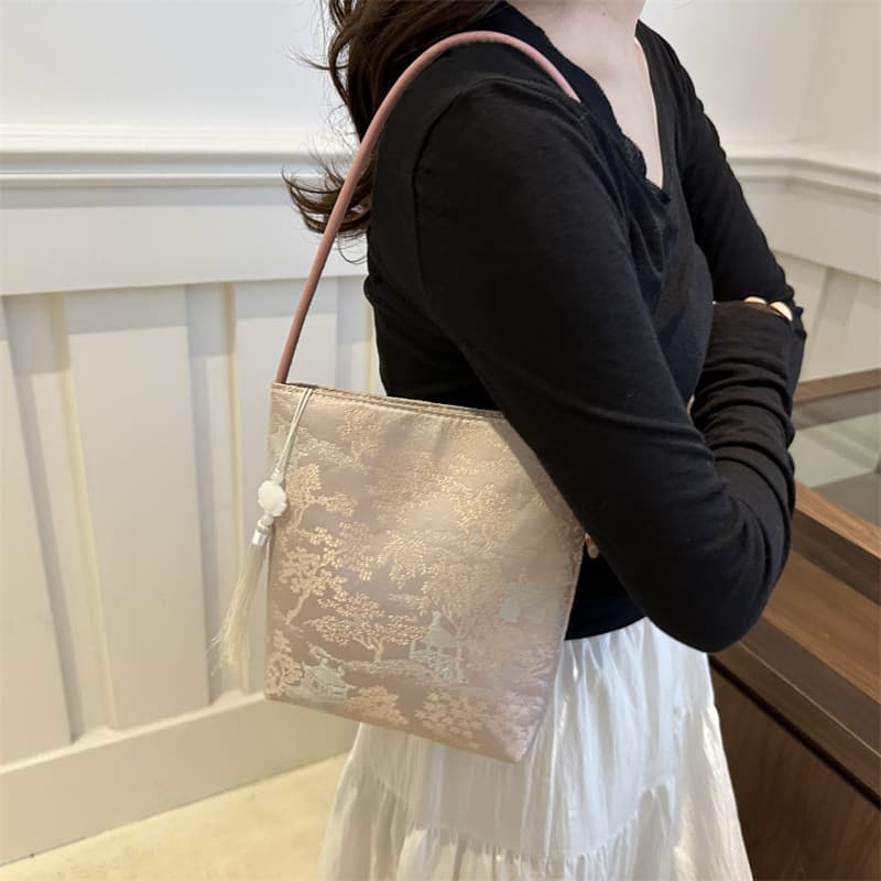 Trendy Niche New Chinese Style Bag for Women 2025 New National Style Shoulder Underarm Bag Handheld Ancient Style Hanfu Bucket Bag