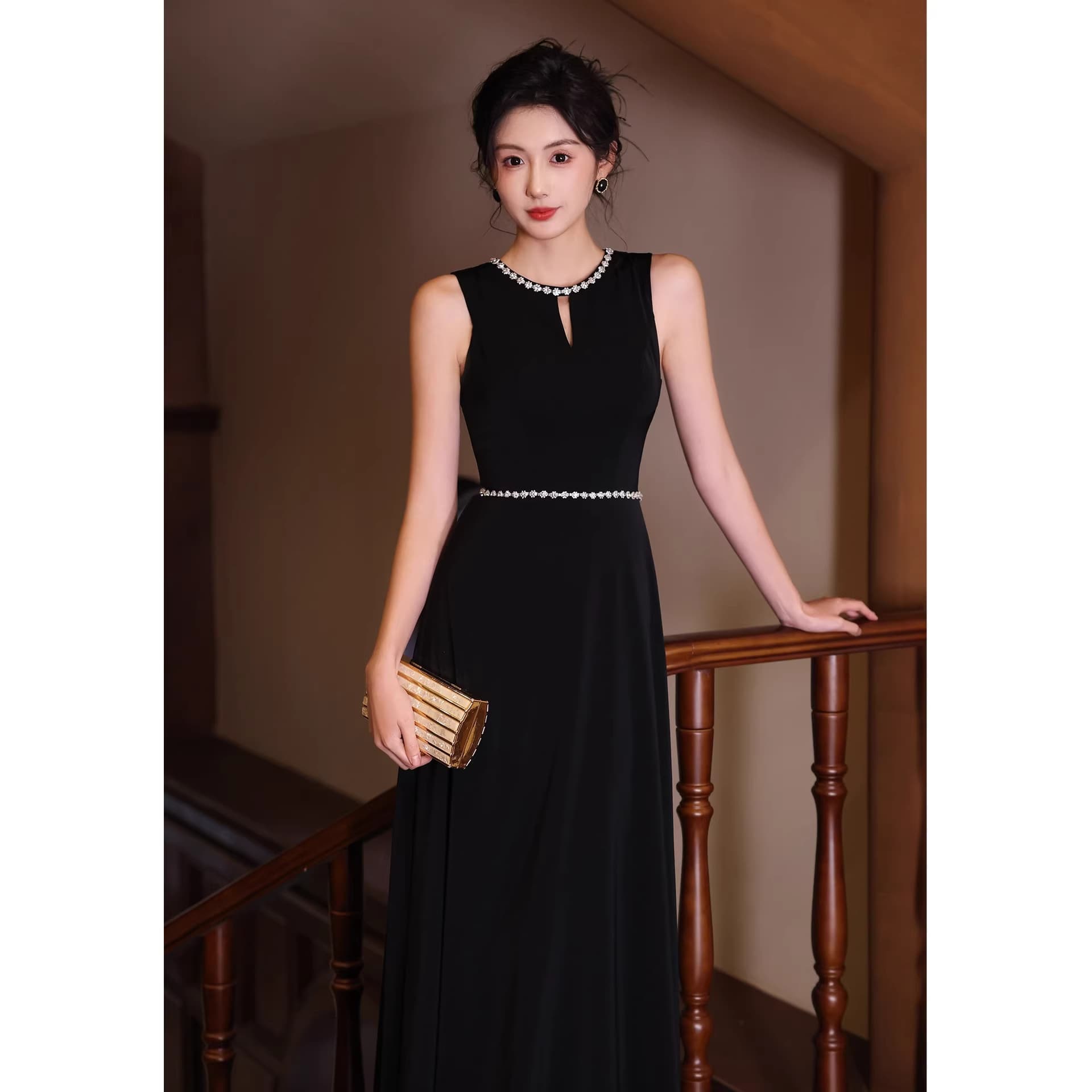 Black evening dress for women with high-end sense 2026 new light luxury niche high-end host art exam celebrity dress spring