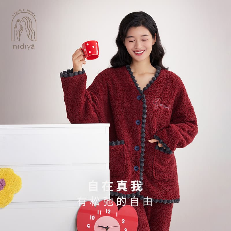 Nidiya Women's Pajama Winter Warm Lamb Fleece Small Fragrance Cardigan Red Zodiac Year Wedding Homewear Set