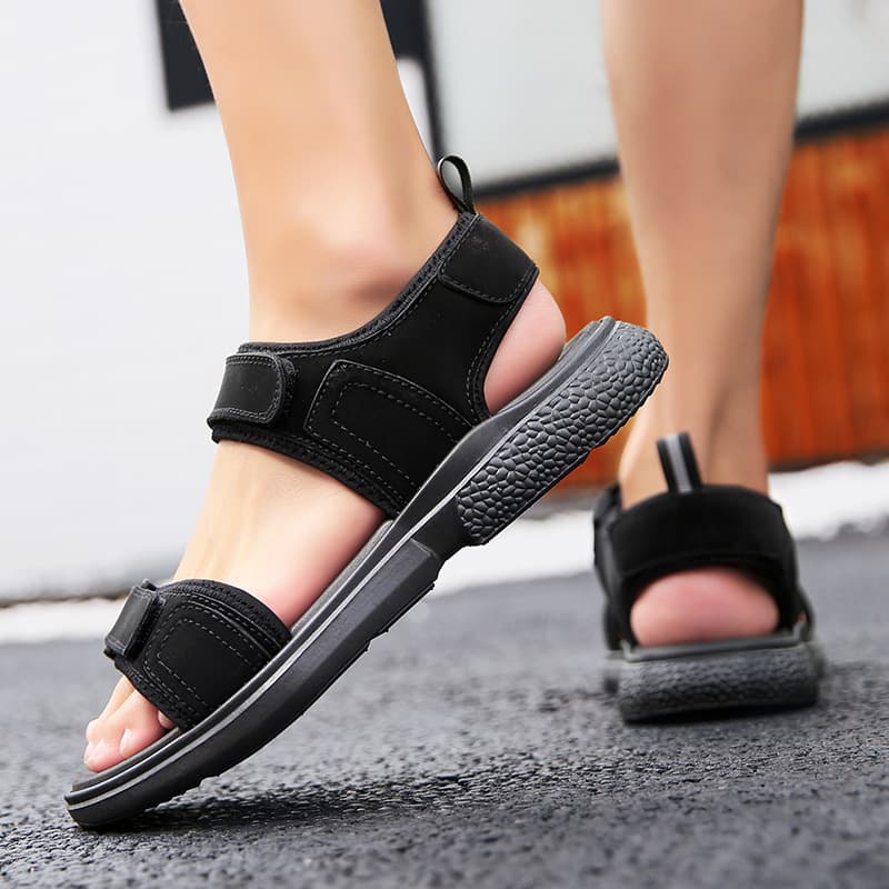 Factory Wholesale Cross-Border New Summer Men's Sandals Beach Shoes Breathable Outdoor Soft Sole Versatile Beach In Stock