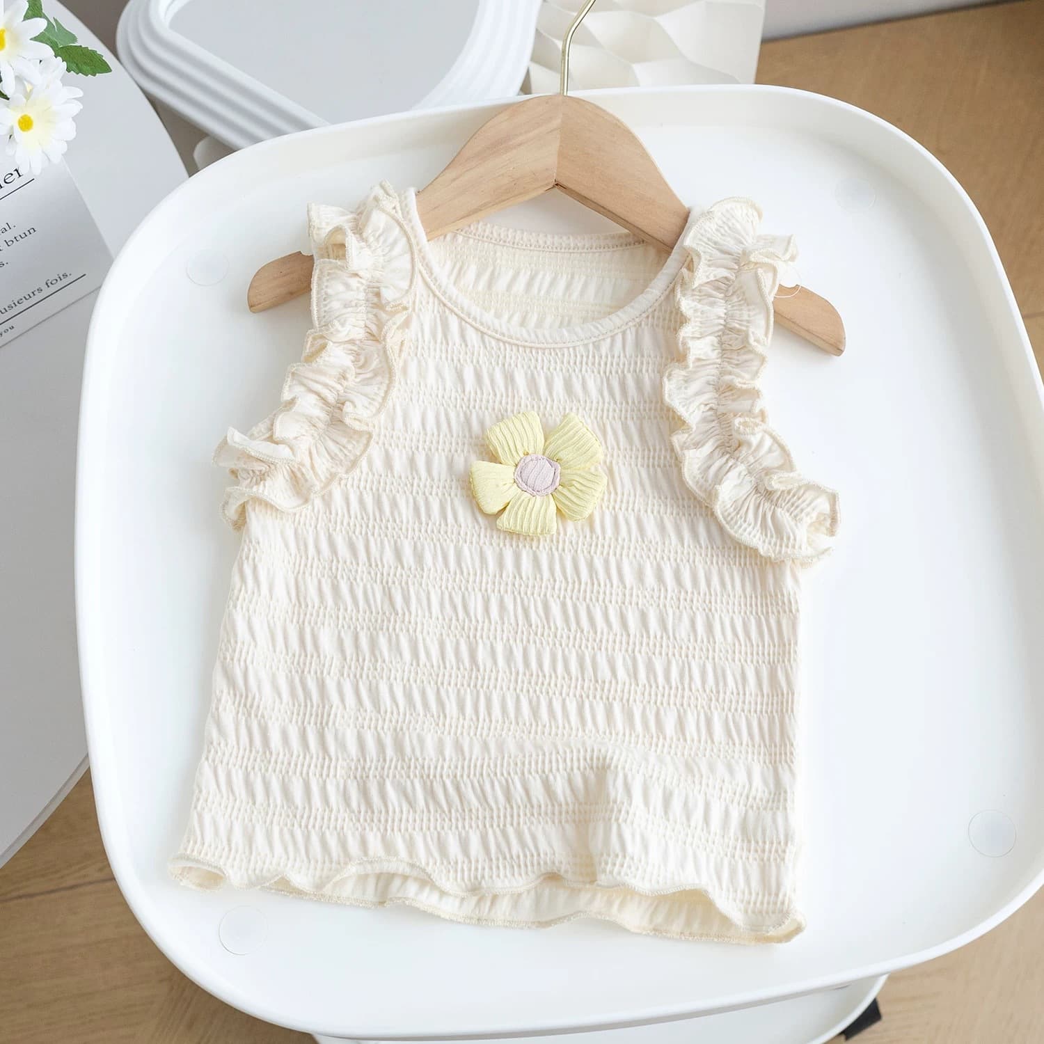Baby Girl Summer Vest 2025 New Thin T-Shirt Little Girl Stylish Floral Sleeveless Top Summer Trendy 3