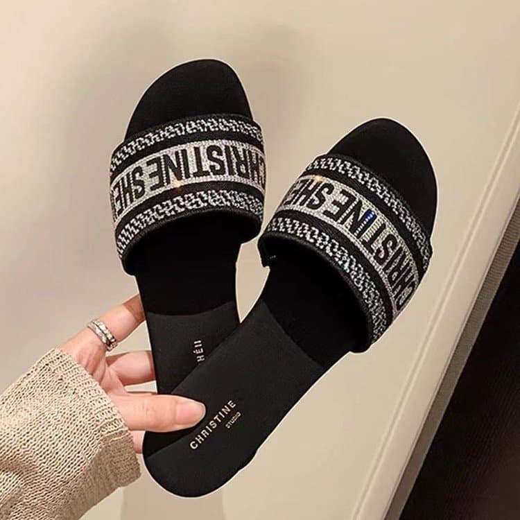 Classic D Brand Embroidered Flat Slippers for Women, New Spring/Summer 2026 Beach Slide Sandals
