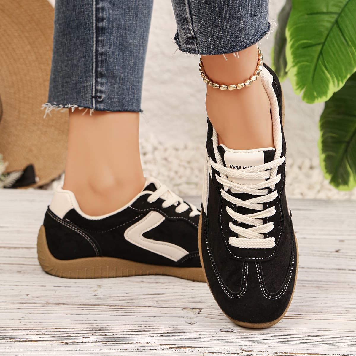 Large Size 2026 Spring Autumn New Flat Casual Outdoor Non-Slip German Training Shoes Lace-Up Lightweight Sports Shoes for Women