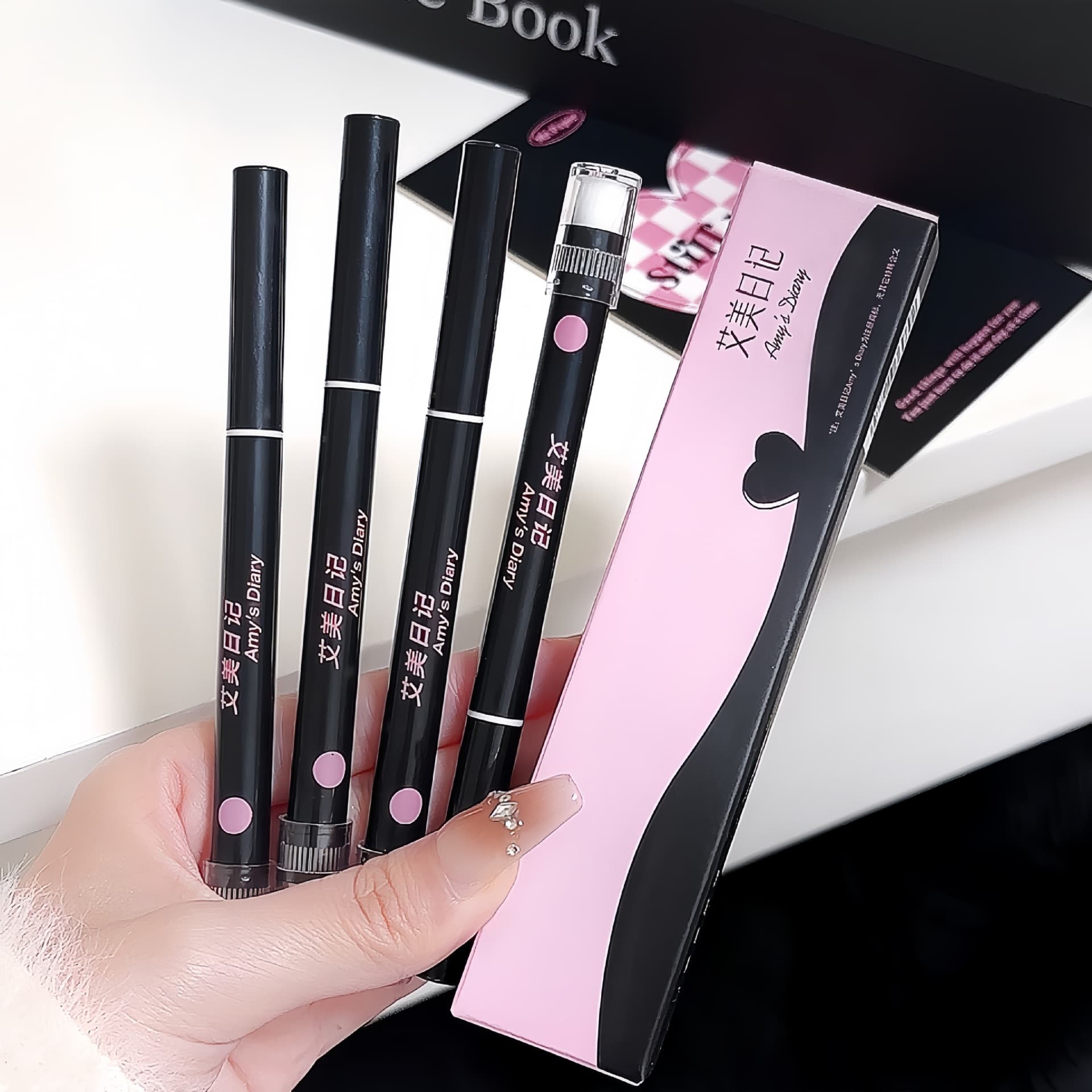 Amy's Diary Artist Lip Liner Dual-Ended Lip Brush and Pencil for Defined and Full Lip Shape