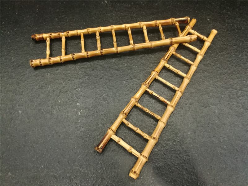Mini small ladder decorated bamboo whip salmon rising step by step bamboo fence cup holder sashimi boat small ornaments creative