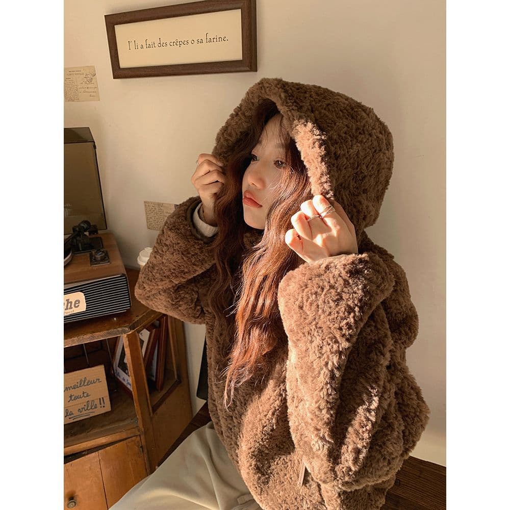 New Thickened Lamb Wool Coat for Women, Faux Fur Hooded Winter Thickened Retro Style Sports Jacket Fashionable and Warm