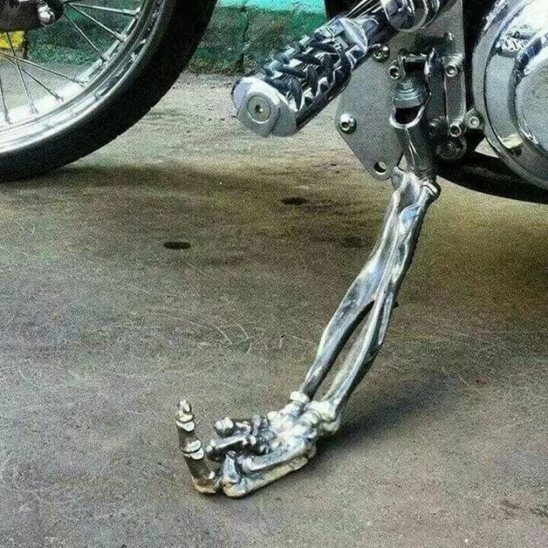 New cross-border creative metal motorcycle kickstands with a funny middle finger pose