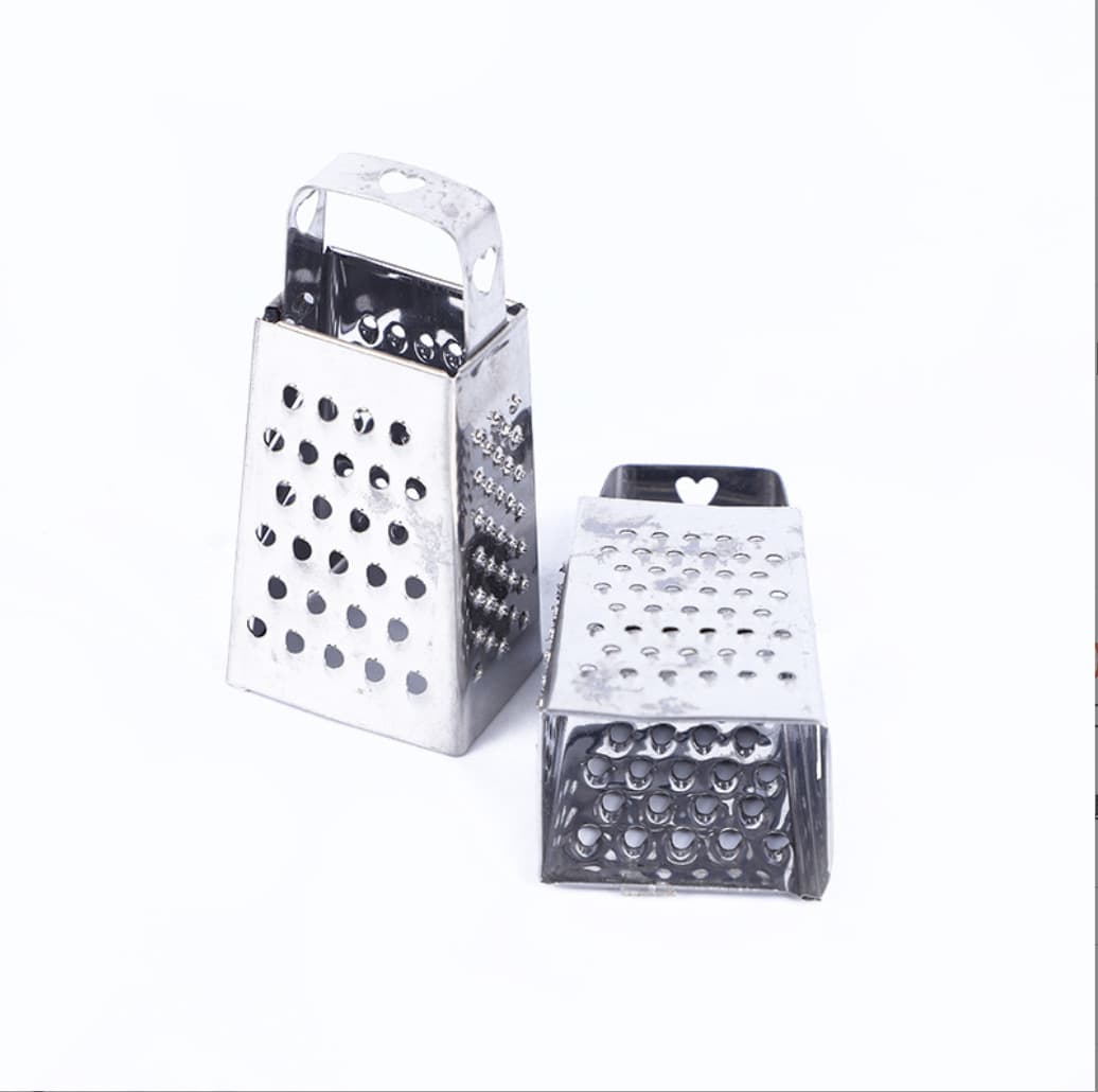 3.5-inch Mini Heart-shaped Steel Handle Grater, Small Four-sided Cheese and Lemon Zester
