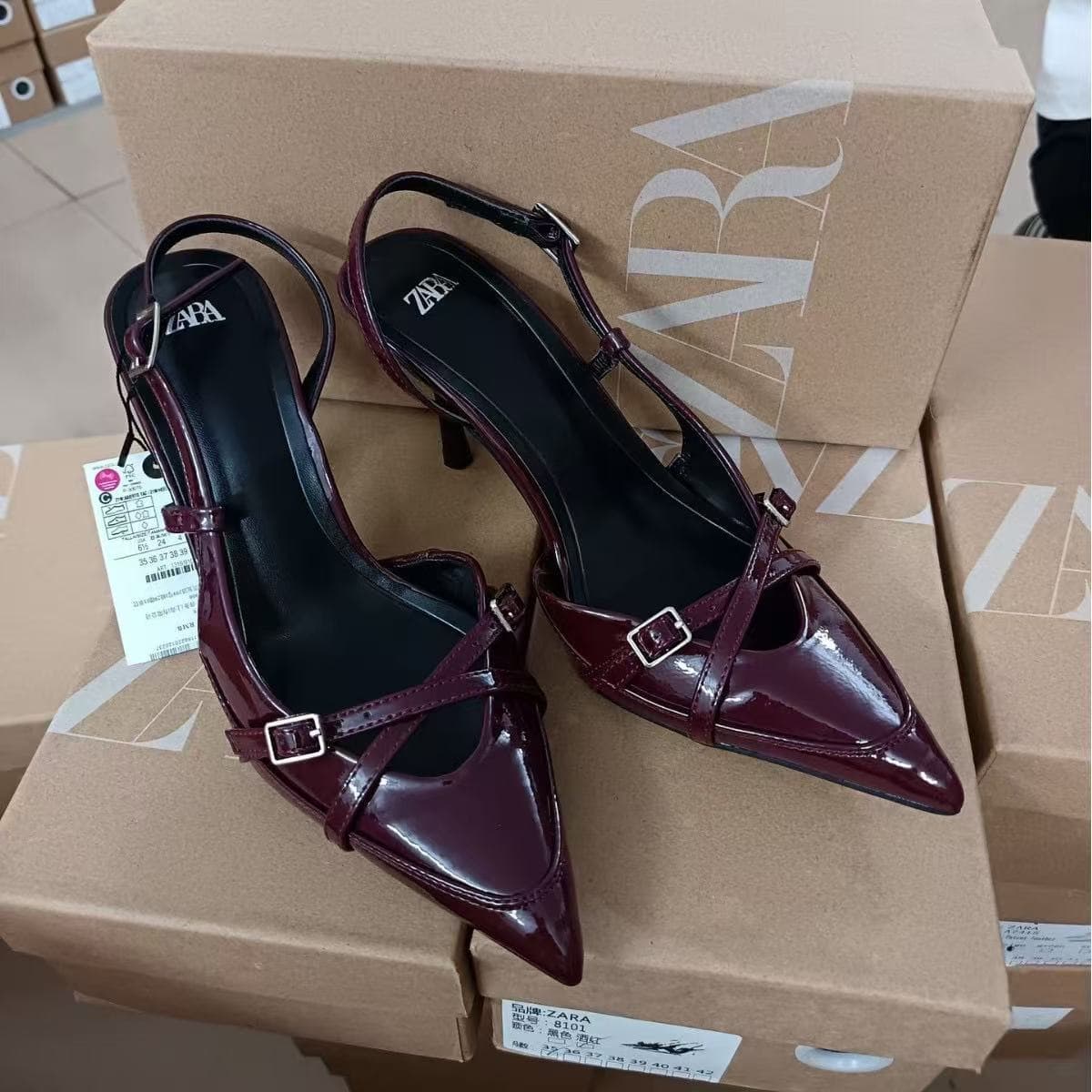 ZA2024 Autumn New Women's Shoes Crimson Cross Strap Pointed Toe High Heel Sandals British Style Mules
